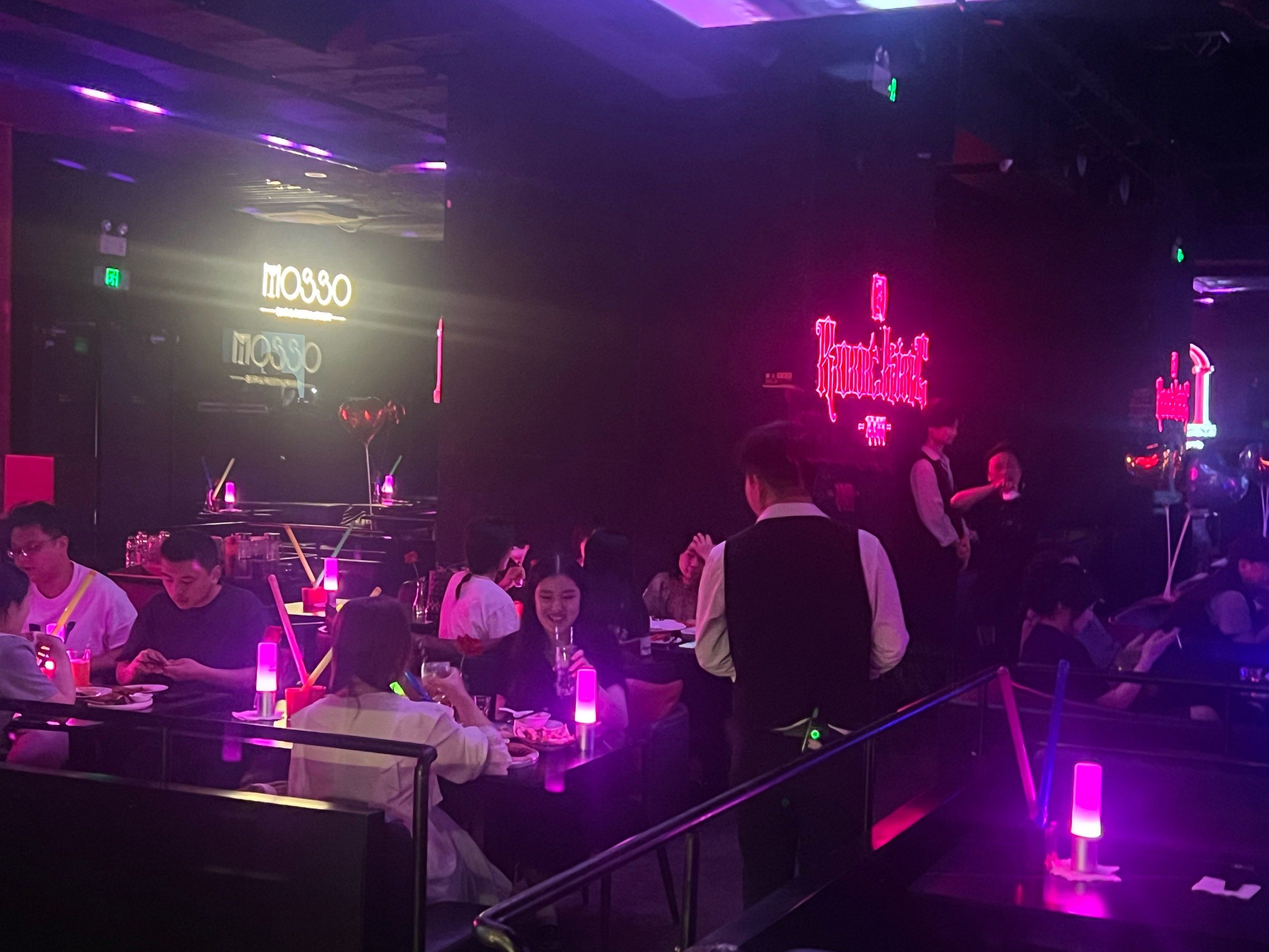 泸州商务ktv畅享尊贵包厢体验-叙永县ktv预订